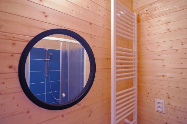 Koupelna / Pro hosty modré jurty